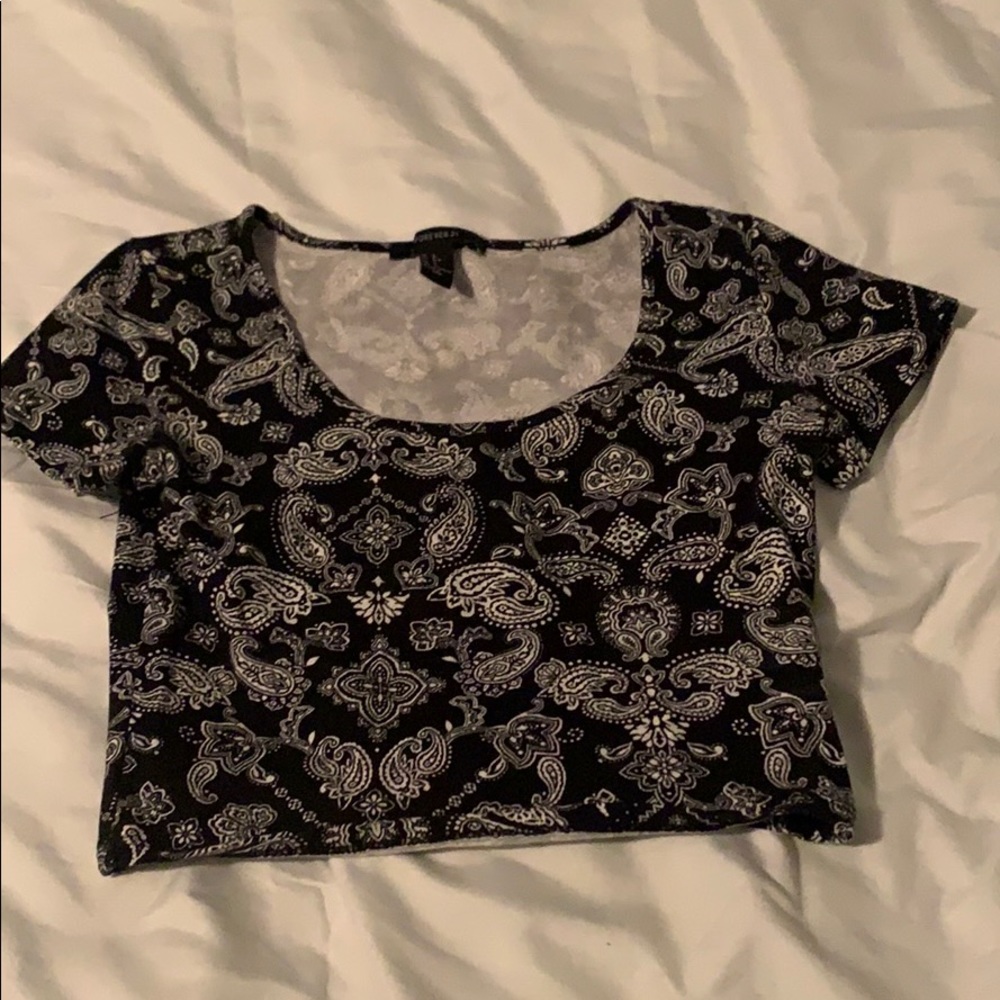 Crop top